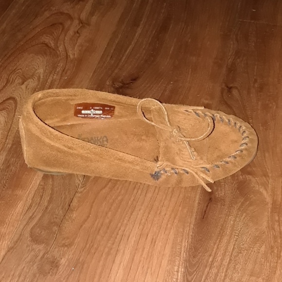 Minnetonka Suede Mocassins Women's sz 3 - Picture 5 of 8
